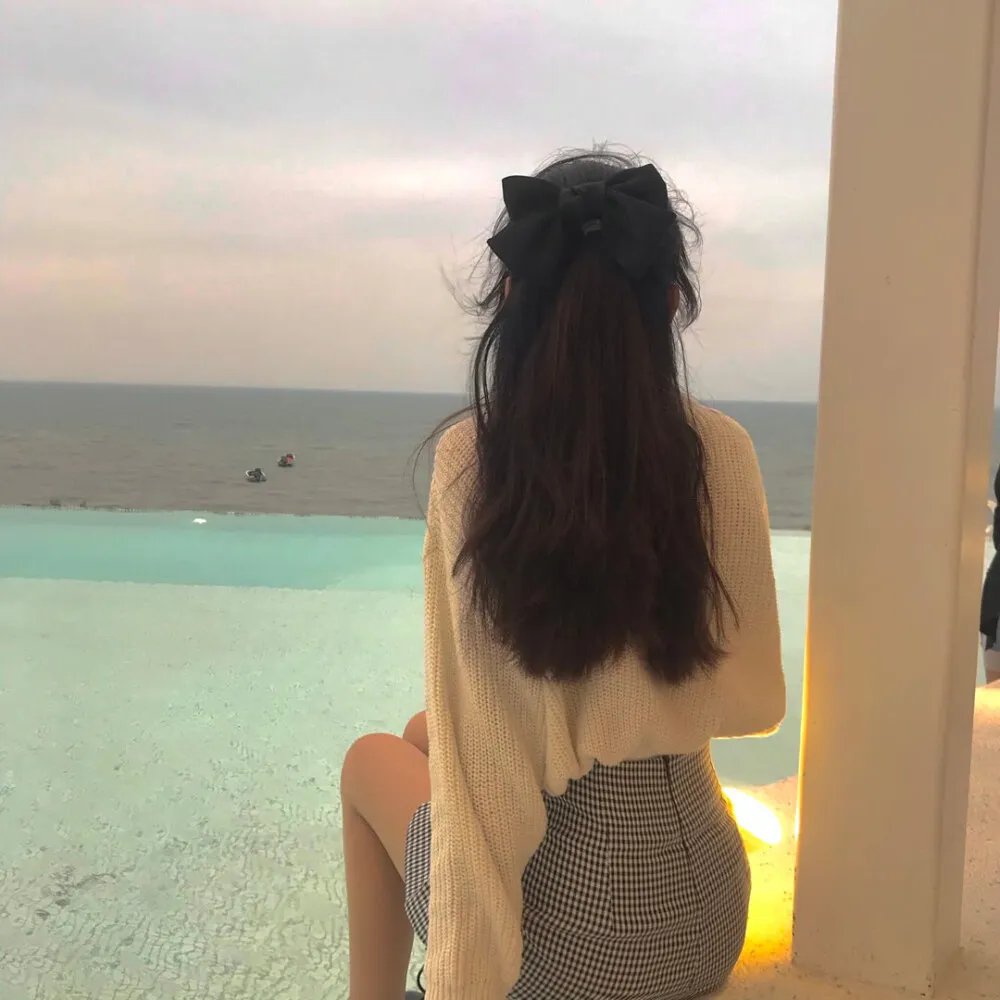银色星球 海报